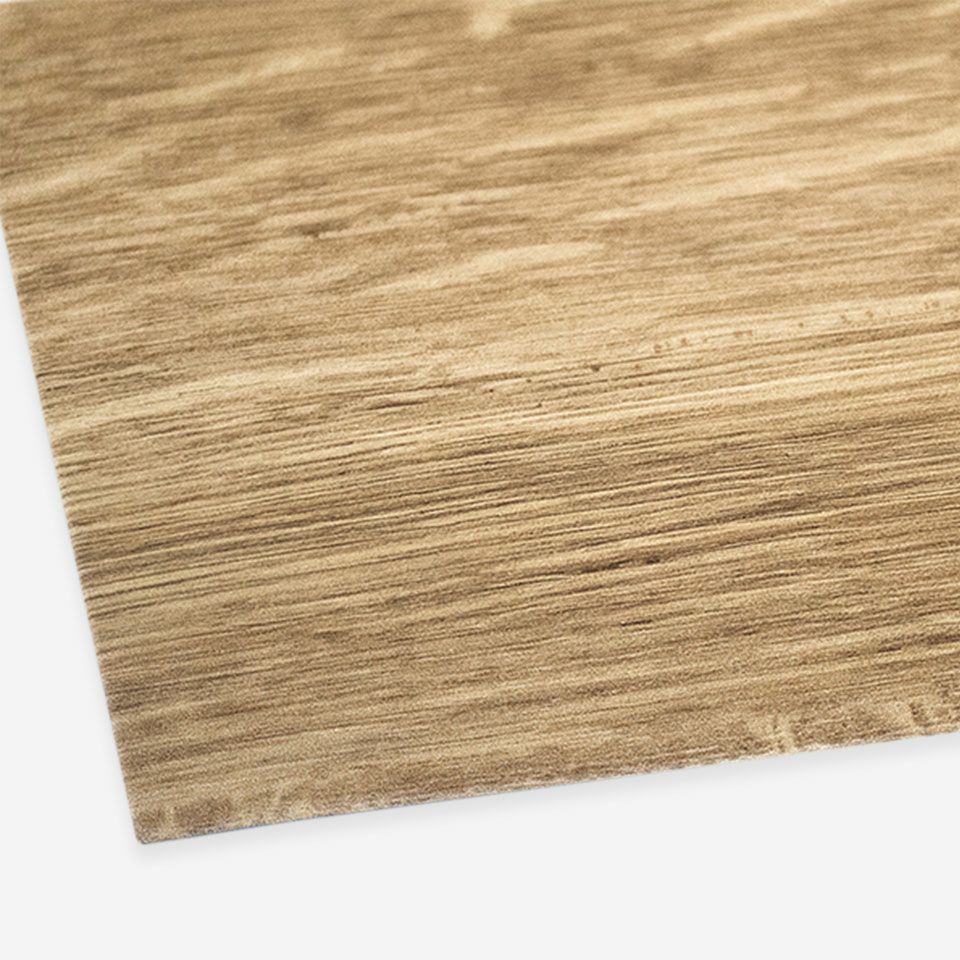 拡大画像／カラー：イングリッシュブラウンオーク／まるで本物のような質感で、表面に保護層があるので傷に強いです