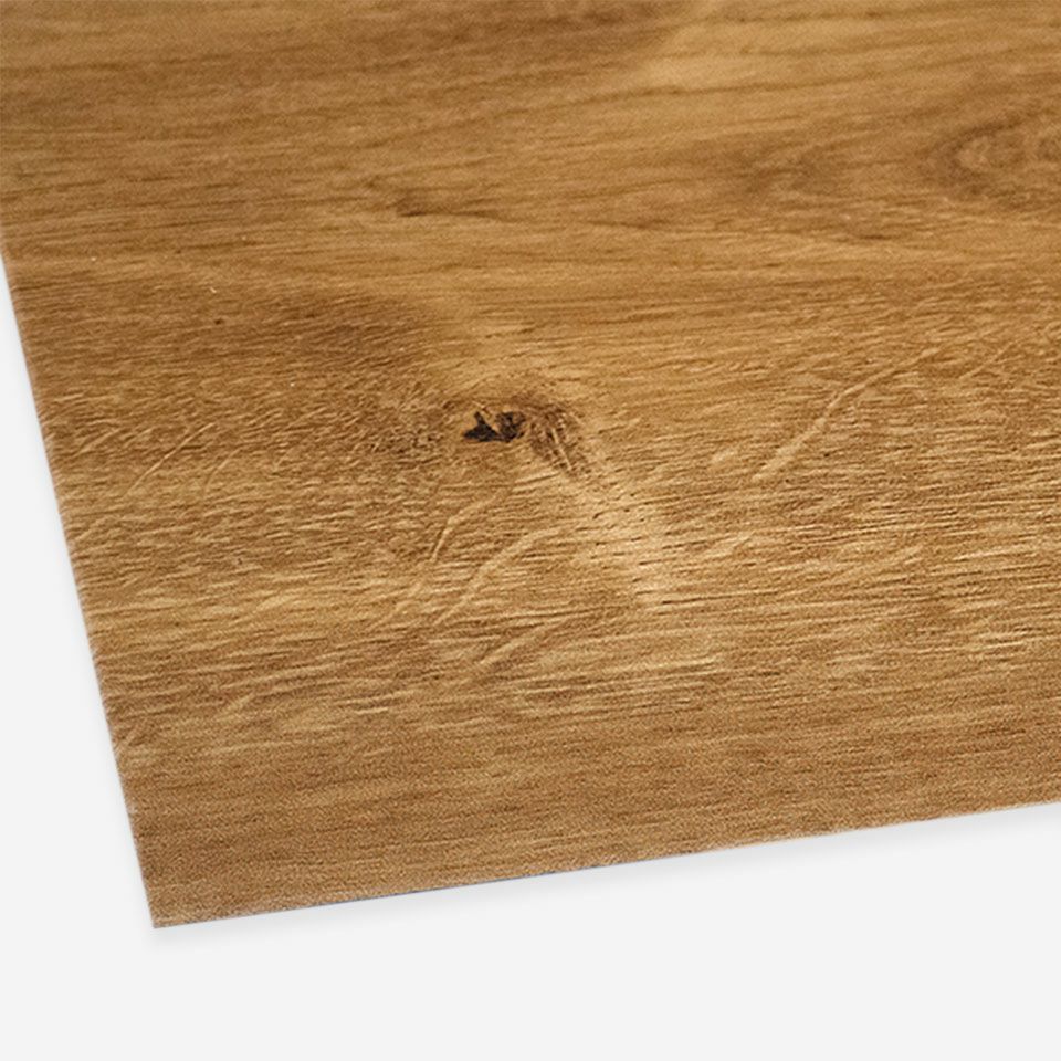 拡大画像／カラー：リクレイムオーク／まるで本物のような質感で、表面に保護層があるので傷に強いです