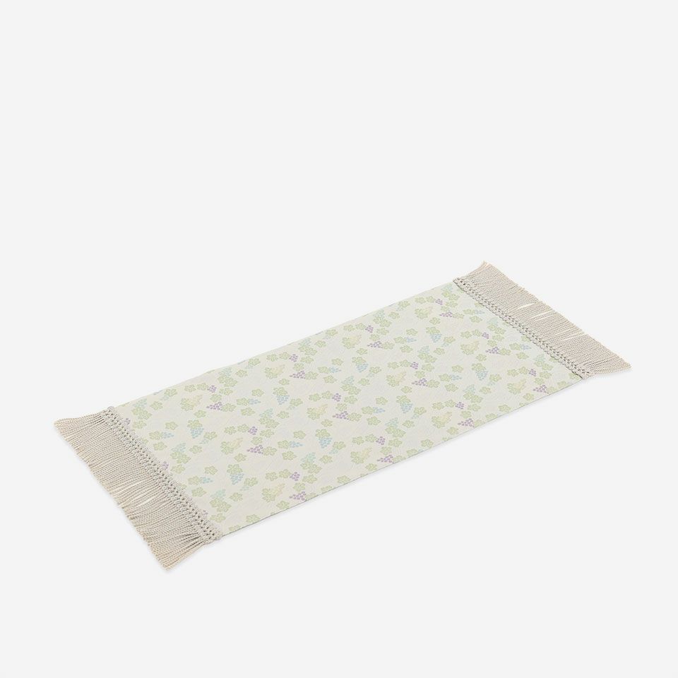 表面／カラー：グレー／28cm×55cm（フリンジ込みサイズ 28cm×69cm）