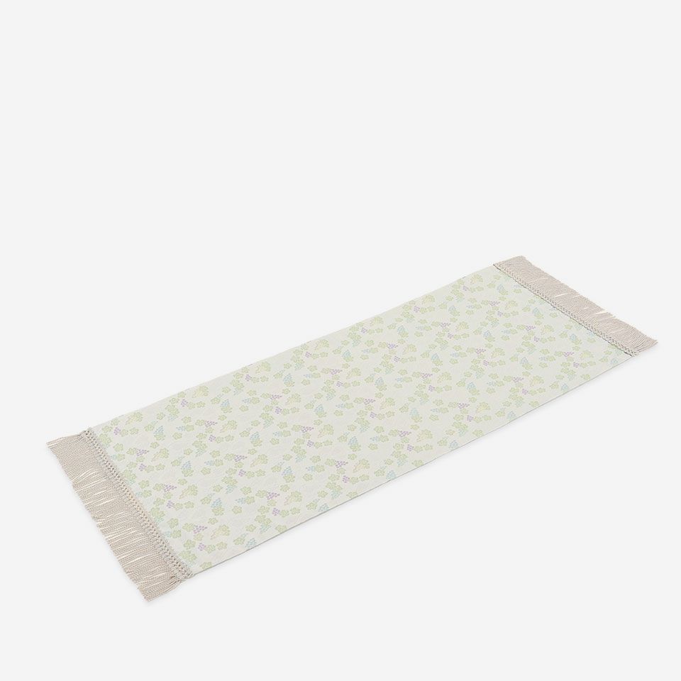 表面／カラー：グレー／38cm×90cm（フリンジ込みサイズ 38cm×104cm）