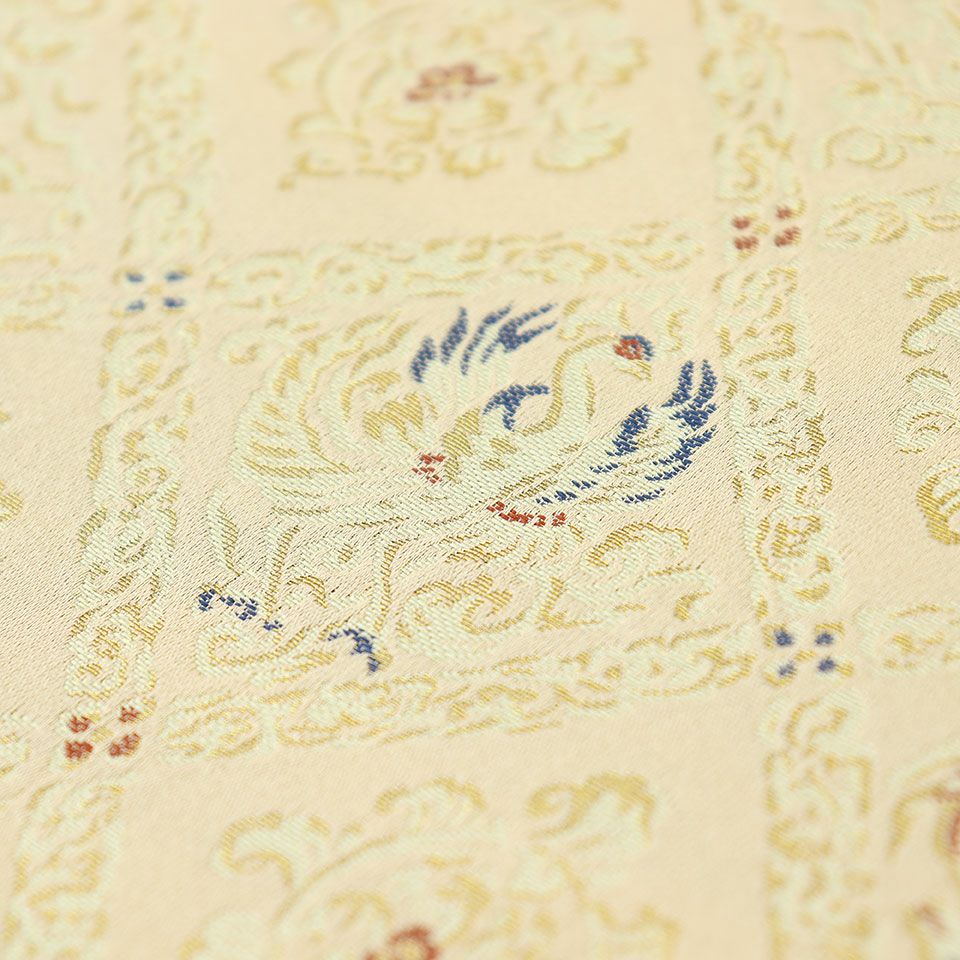 『礼記』では麒麟と鳳凰は王が仁のある政治を行うときに現れる神聖な瑞獣とされ尊ばれてきました