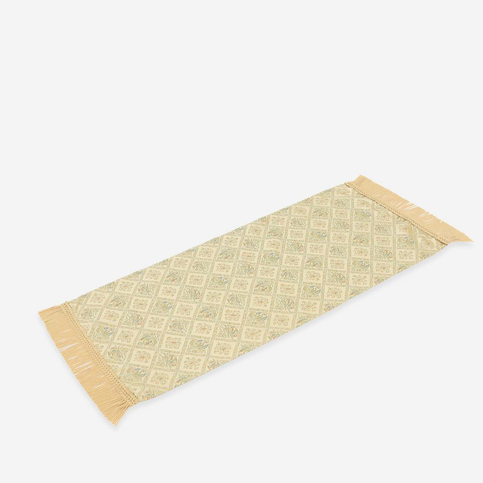 『礼記』では麒麟と鳳凰は王が仁のある政治を行うときに現れる神聖な瑞獣とされ尊ばれてきました
