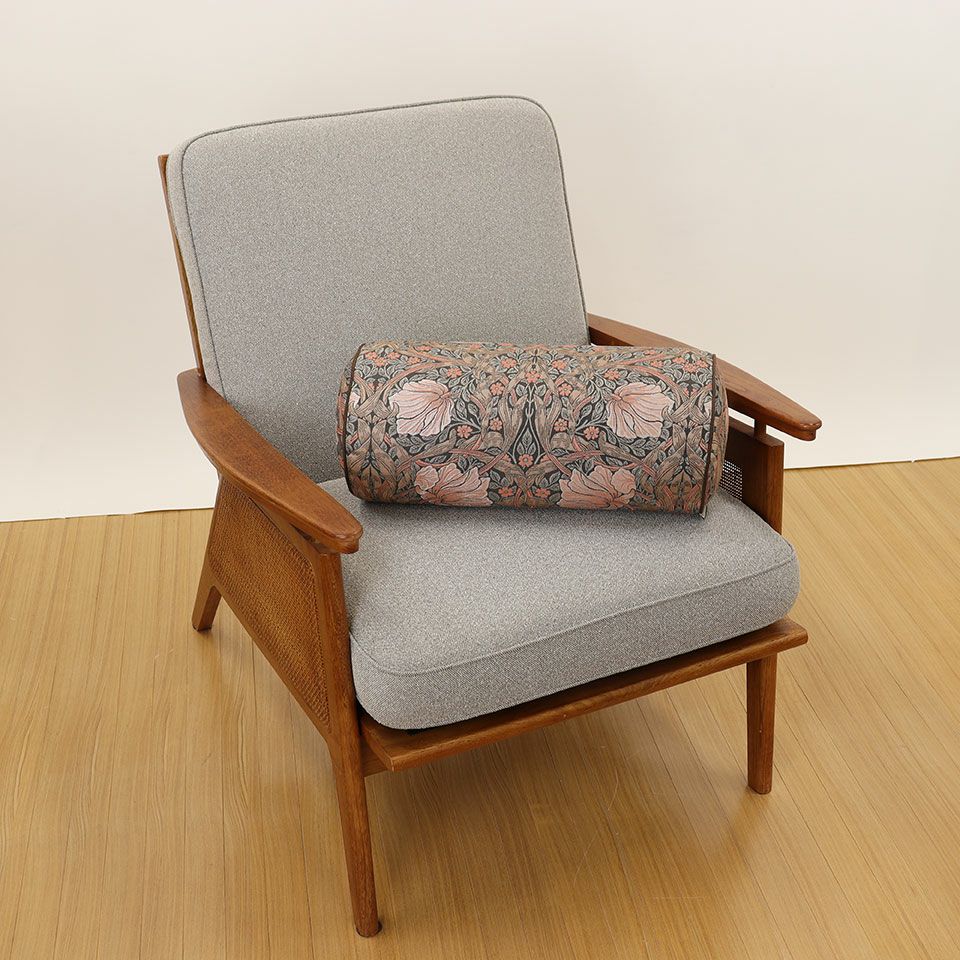 ソファに置いたときの演出効果も抜群です