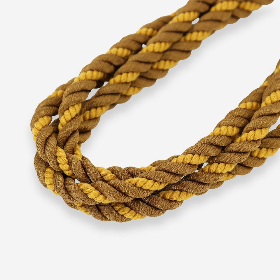 ナチュラルな空間にアクセントとなる色味です／カラー：イエロー