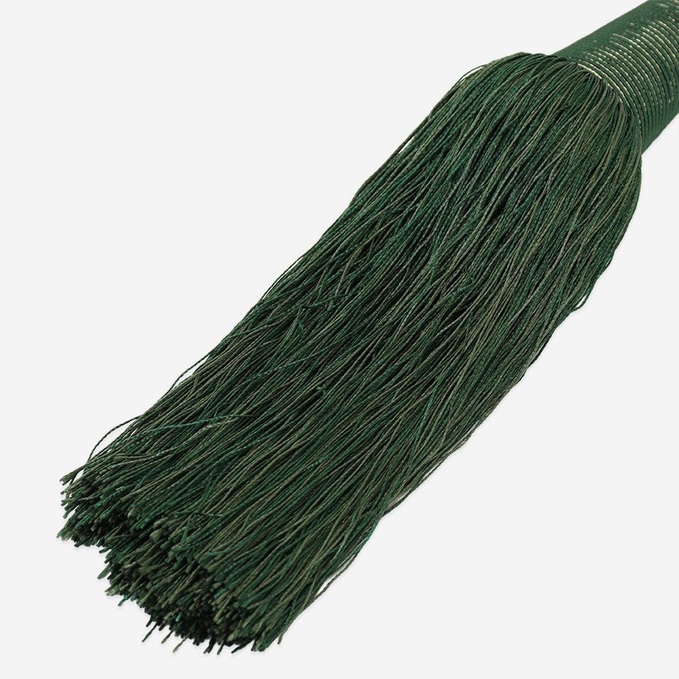 房に存在感のあるデザインの為、ボリューム感のあるカーテンにも相性が良いです／カラー：グリーン