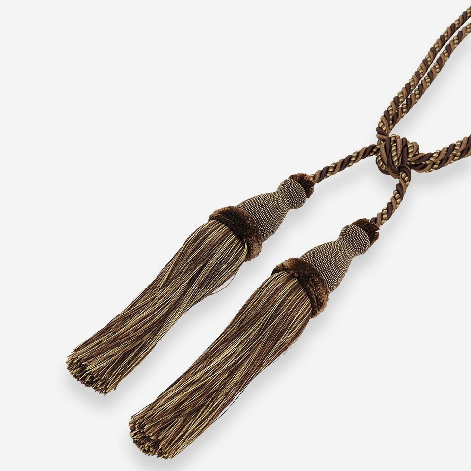 ロングセラーのトラディショナルクラシックテイストの2つ房タッセルです／カラー：ブラウン