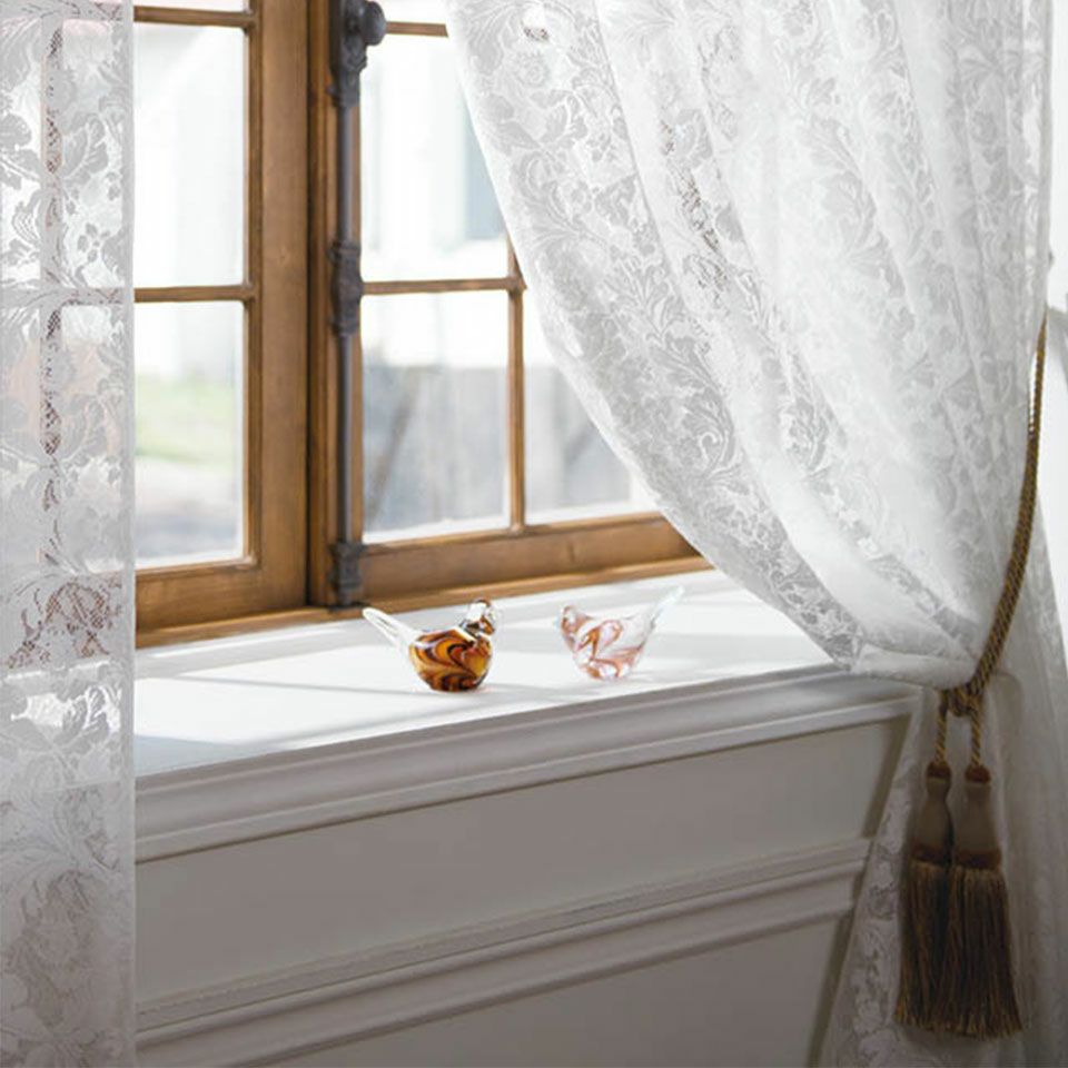 レースのみをご使用の場合でも、アクセントとしてタッセルをコーディネートしていただくと素敵です／カラー：ベージュ