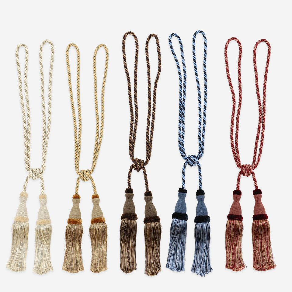 カラーは5色展開です