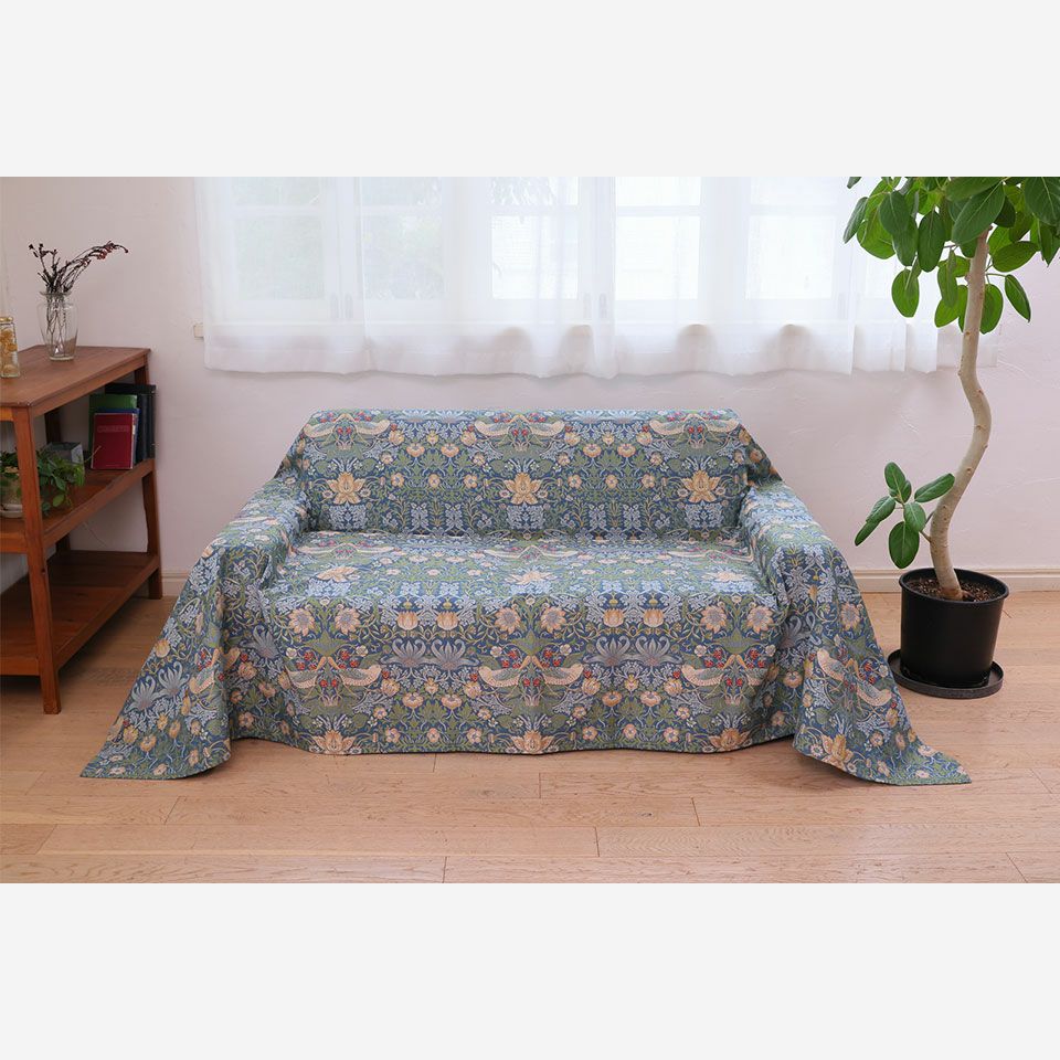 ブルーグリーン色はモダンな印象のお部屋にもコーディネートしていただけます