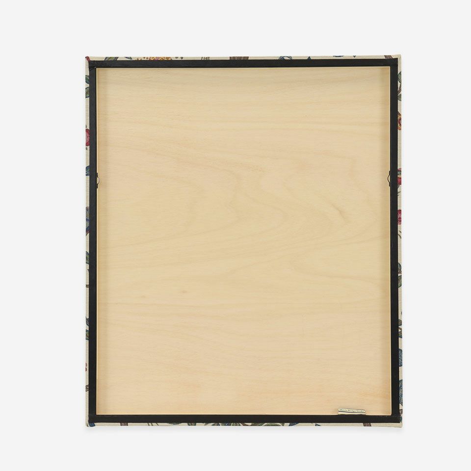 裏面画像／約70cm×60cm／吊り金具は、パネルの両端の梁に固定されています