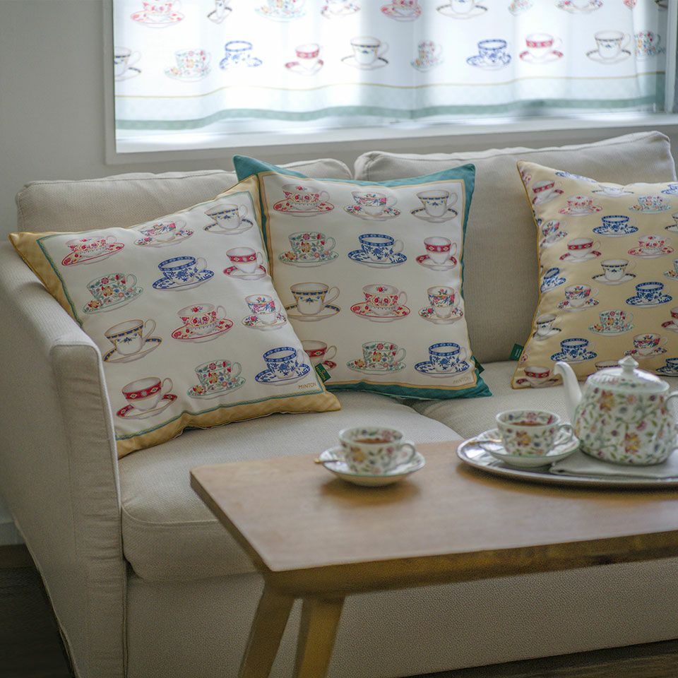 お手持ちの他のミントン商品ともコーディネートがしやすく、お部屋に潤いと彩りを与える商品です