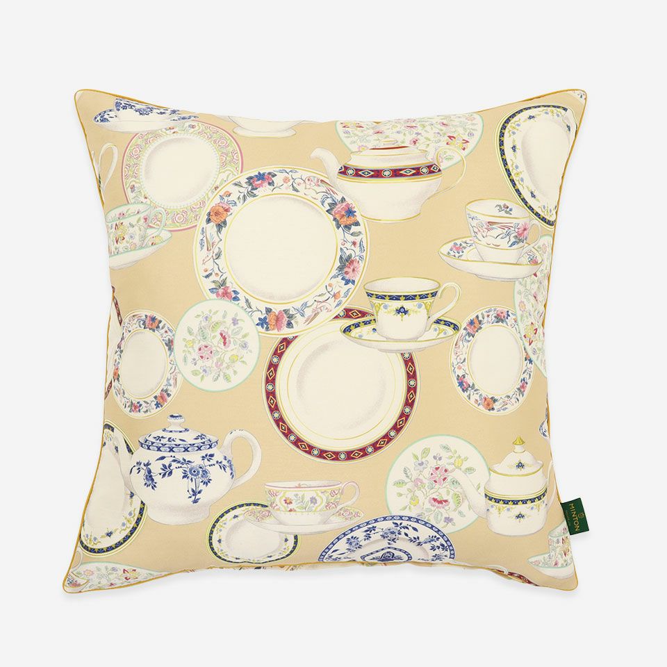 表面／表面カラー：ベージュ／45cm×45cm／クッション中材は別売