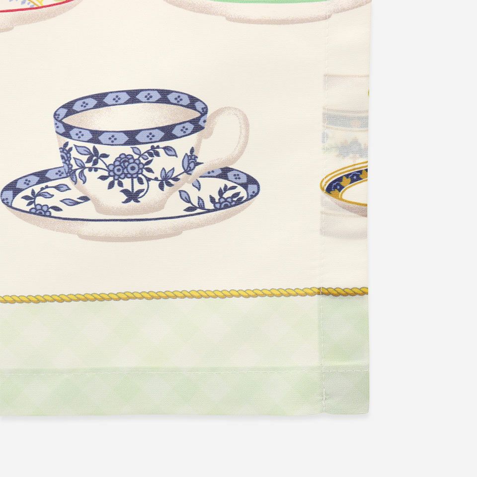 カップコレクションのパネル柄カフェカーテンです