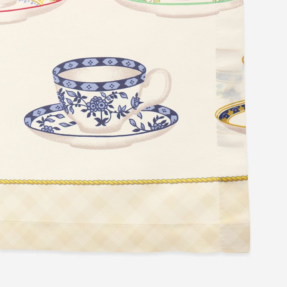 カップコレクションのパネル柄カフェカーテンです