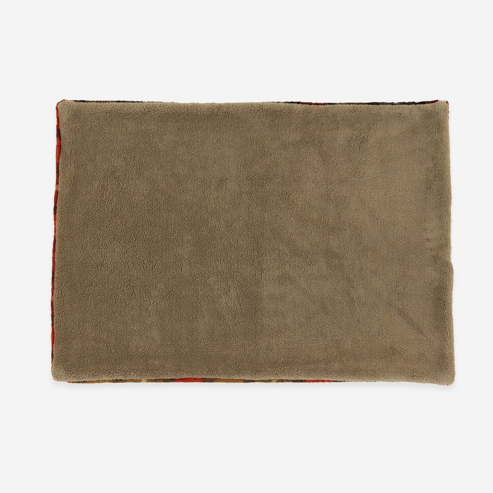 裏面／ボア裏地付きの2重仕様でしっかりとあたためてくれます