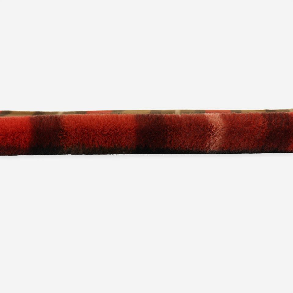 厚み：約1.3cm