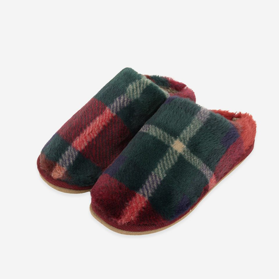 表面／カラー：レッド／Mサイズ 23～24.5cm、Lサイズ 25～27cm