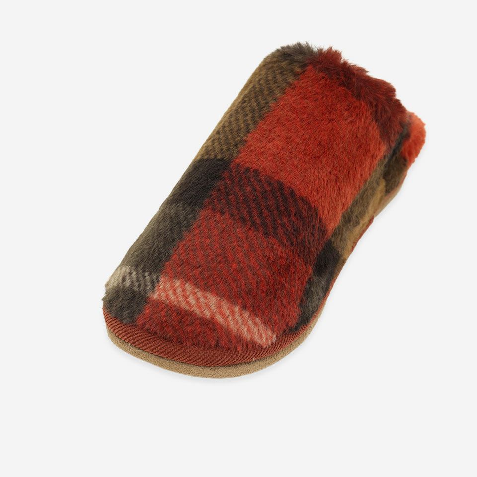 横から見ると、ナポレオンが被っていた帽子のように見えることから、ナポレオンタイプといわれるようになったスタイルです／カラー：ブラウン