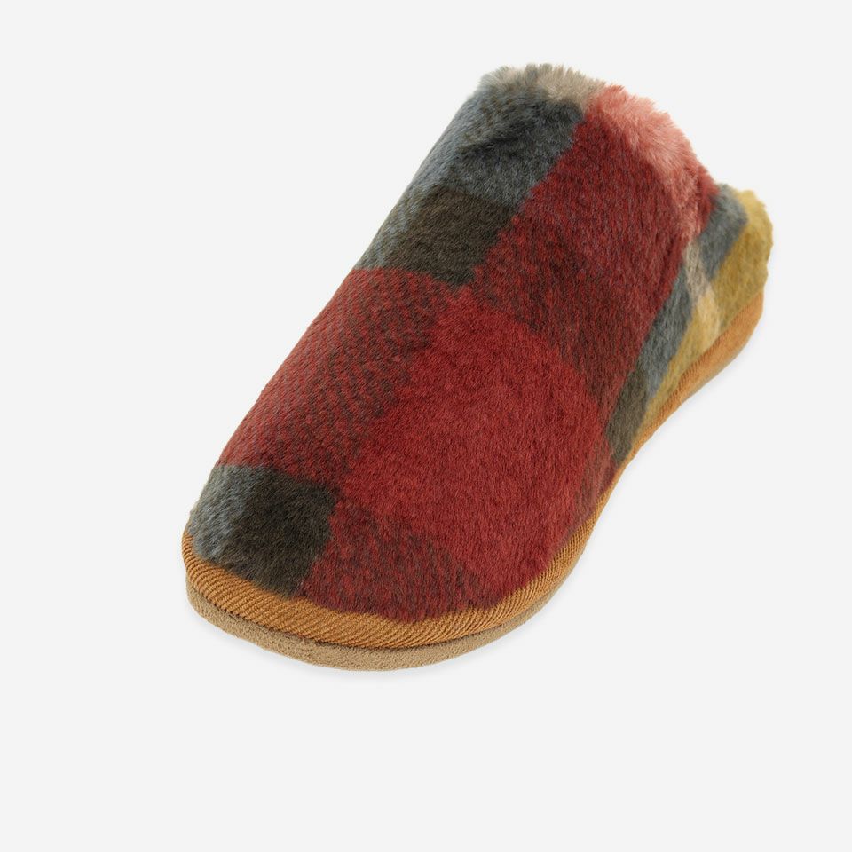 横から見ると、ナポレオンが被っていた帽子のように見えることから、ナポレオンタイプといわれるようになったスタイルです／カラー：イエロー