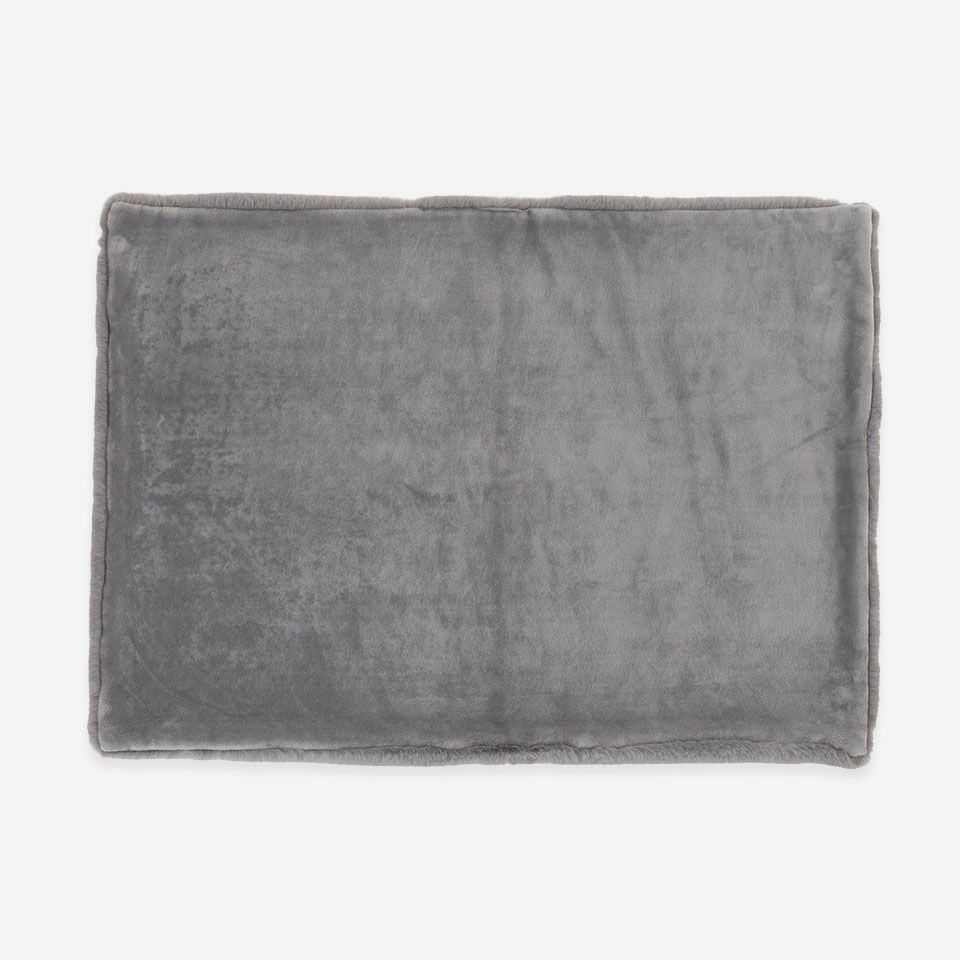 裏面／カラー：グレー／ご家庭でお洗濯できるのもおすすめポイントです
