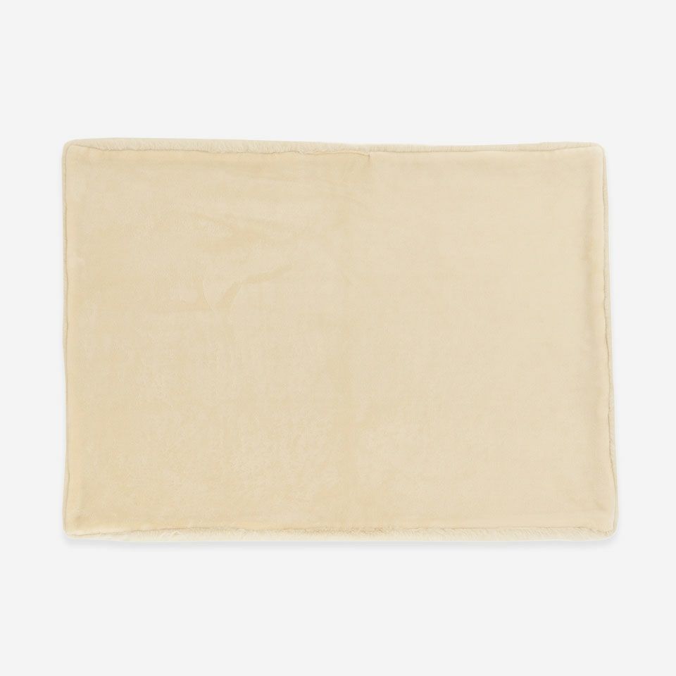 裏面／カラー：アイボリー／ご家庭でお洗濯できるのもおすすめポイントです