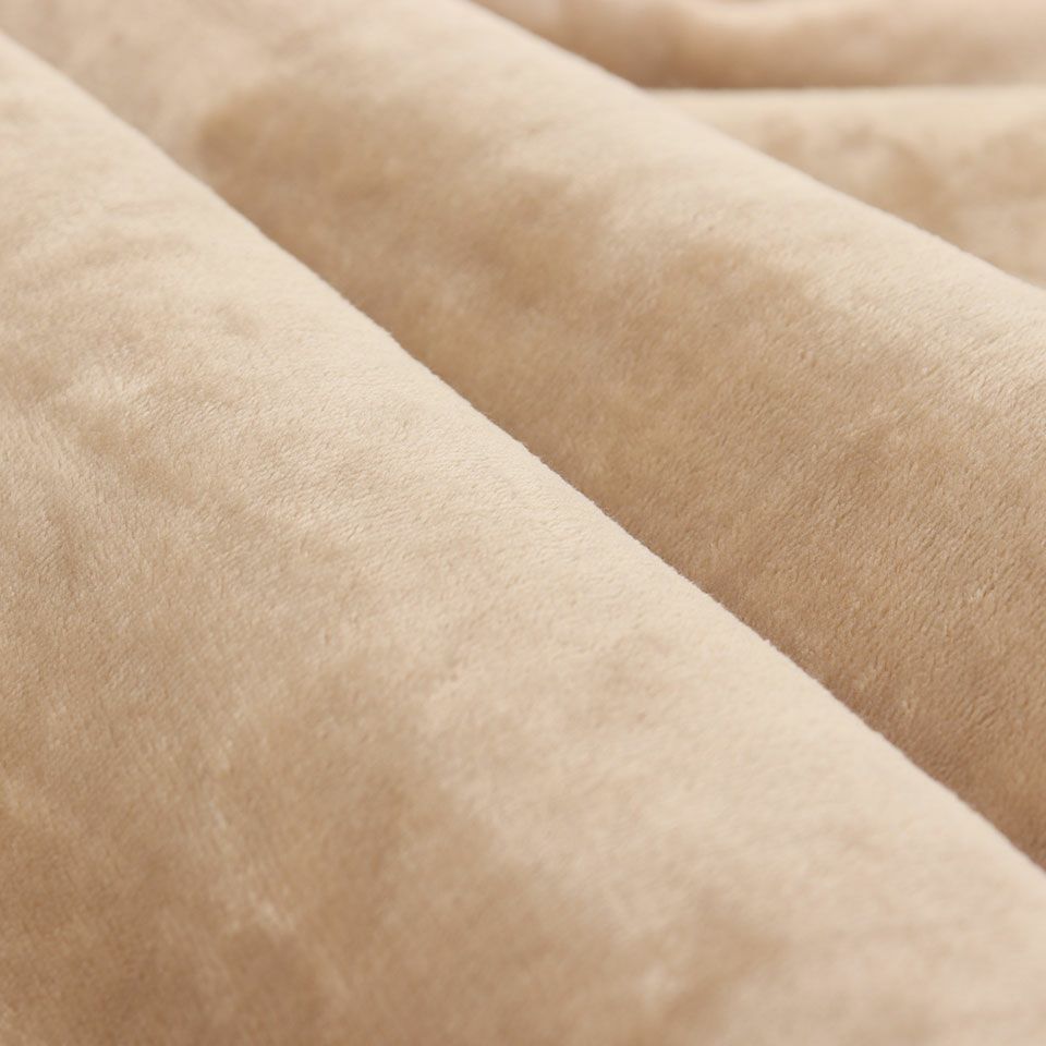 裏面にはファーと同色のしっとりなめらかなフランネル生地を使い上品に仕上げています／裏面／カラー：ベージュ