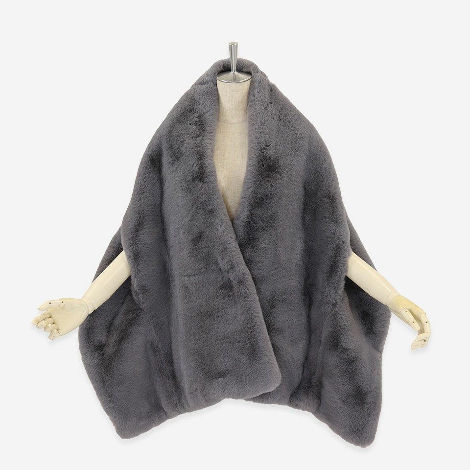 トルソー使用画像／カラー:グレー