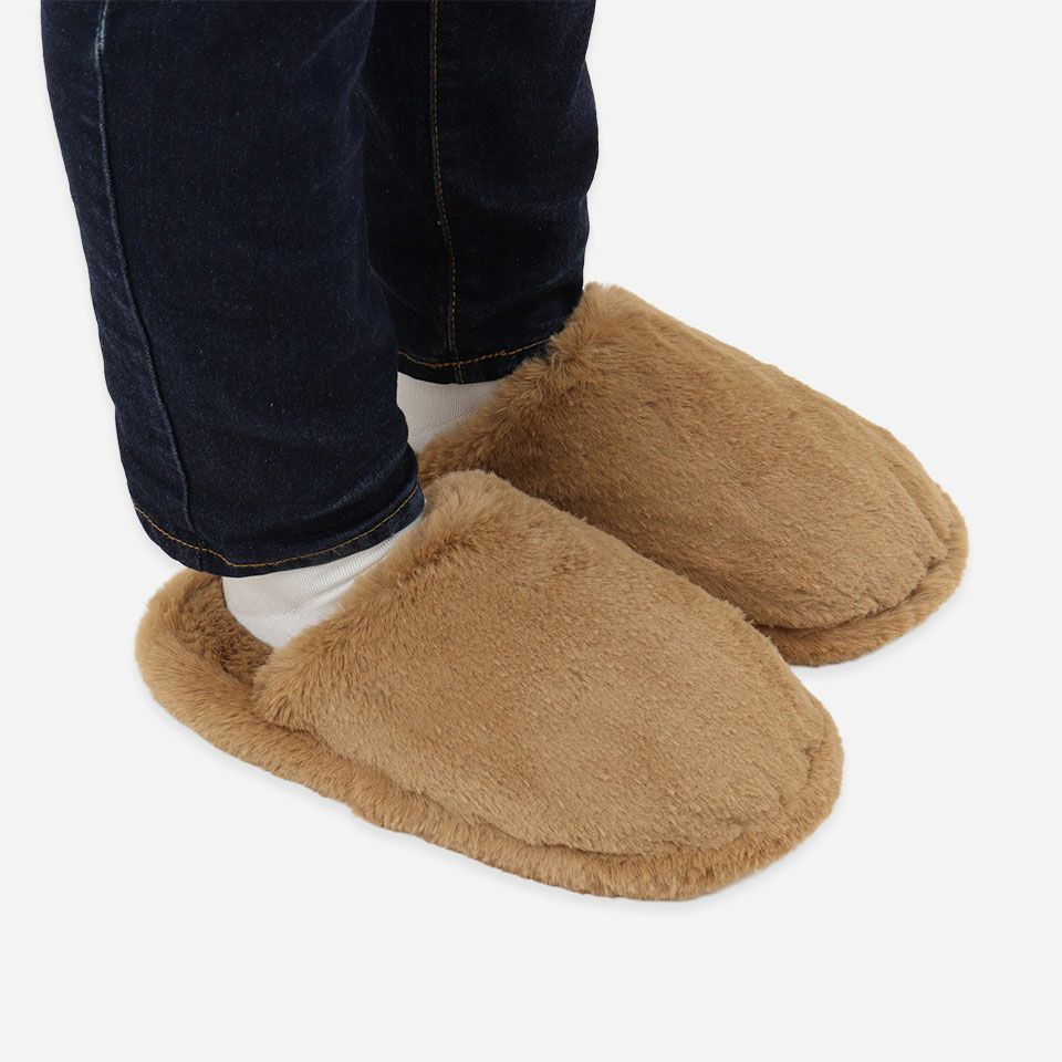 朝晩の肌寒さを感じる季節に、ボリュームたっぷりの愛らしいシルエットが、ほっこりさせてくれる商品です／カラー：ベージュ