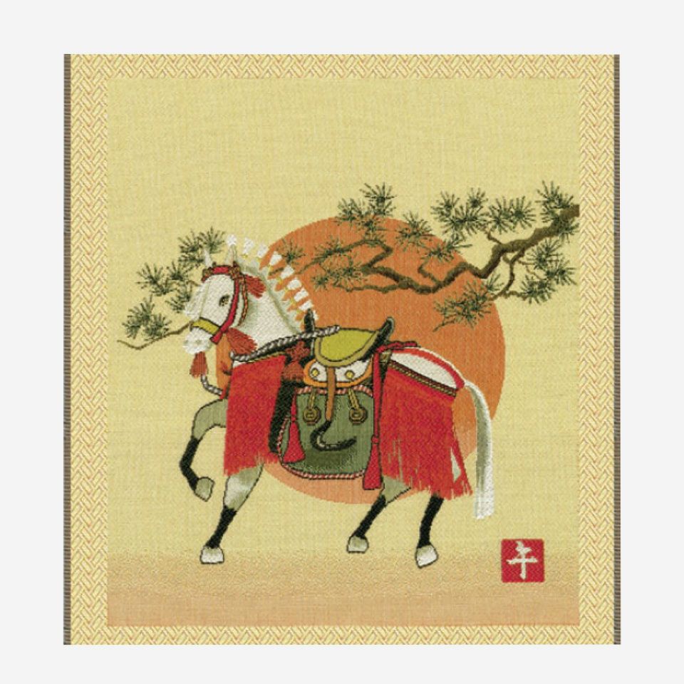 『飾り馬』とは、嫁入りに用いたり、新年の初荷を運んだりする、馬具を華麗に飾りつけた馬の意です