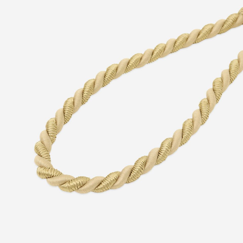 シンプルでありながら、格上のロープタッセルです／カラー：ゴールド