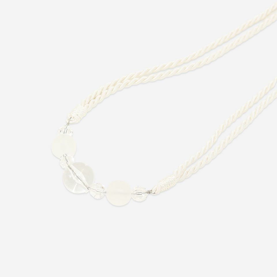 レースの1枚吊りや小窓等を想定した華奢で短め仕様となっています／カラー：アイボリー