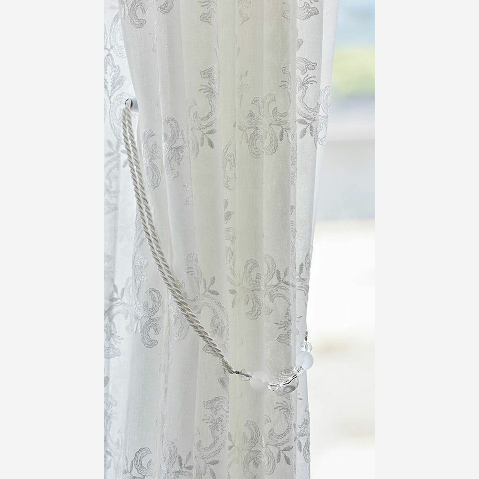 房掛け要らずのマグネットタッセルです／カラー：アイボリー