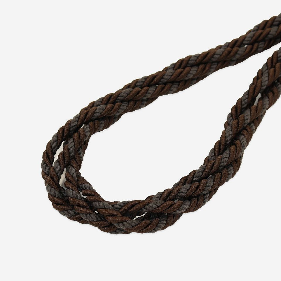 ラグジュアリーナチュラルの演出にご使用いただける高級ロープタッセルです／カラー：ブラウン