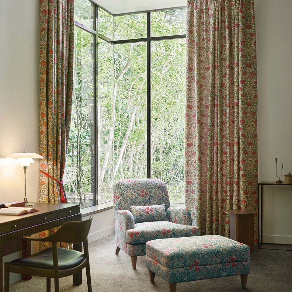 イメージ画像／ベースは様々な部屋になじみやすいカラー、柄の大きさも程よいので窓の大きさを選ばずご利用いただけます