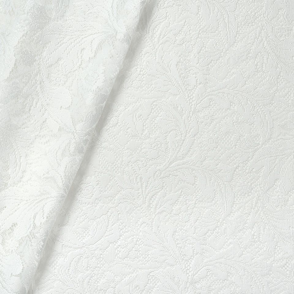 生地拡大画像／クリーム配色で明るさを出したい時に柄のレースとしておすすめです