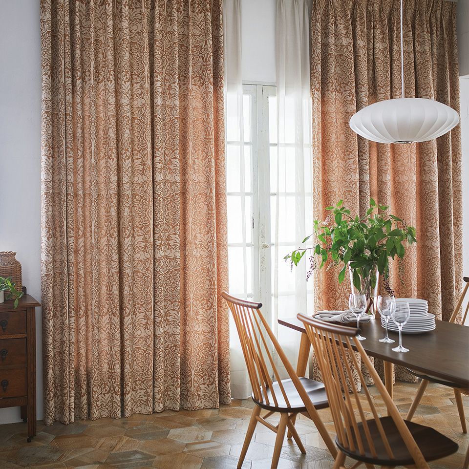 イメージ画像／1881年春にウィリアム・モリスによって制作されたブラザーラビットデザインです