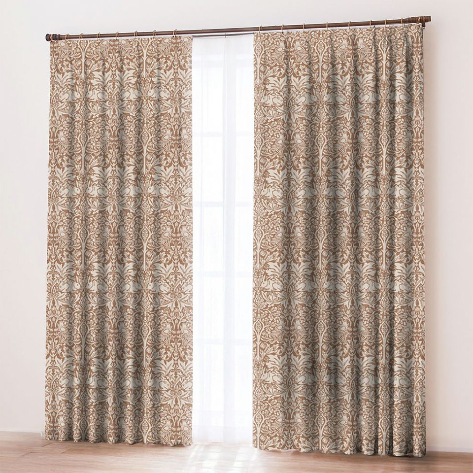 イメージ画像／アメリカ南部のリーマスおじさんのおとぎ話の中に出てくる架空のうさぎ、ブレアラビットからインスピレーションを受けています