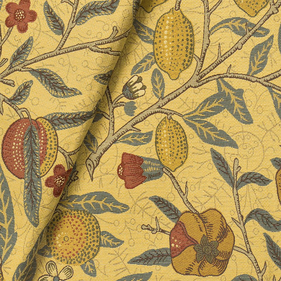 生地拡大画像／版木のやわらかく味わいのあるタッチを織物で表現しています