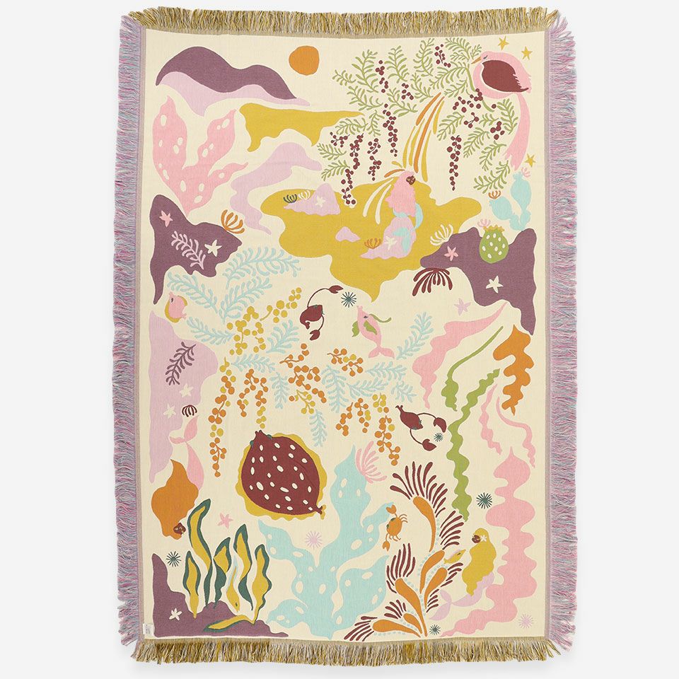 表面／カラー：ピンク／137cm×195cm※フリンジ部分含む