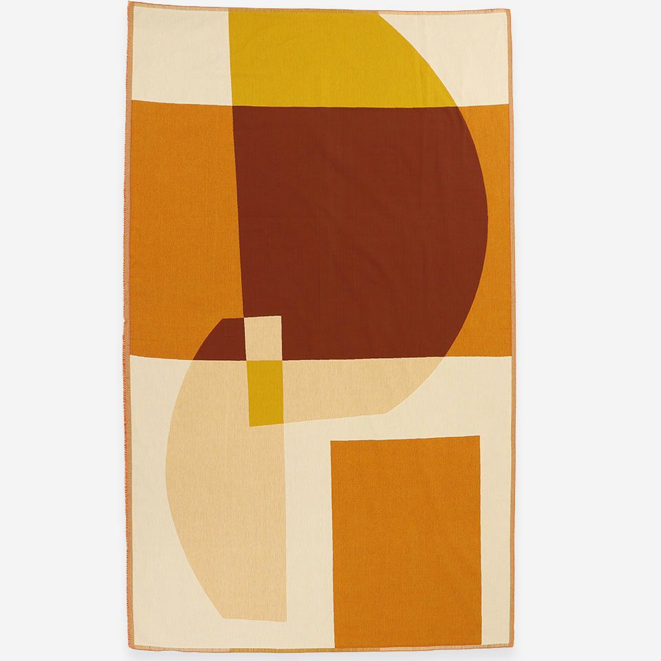 表面／カラー：レッド／120cm×200cm